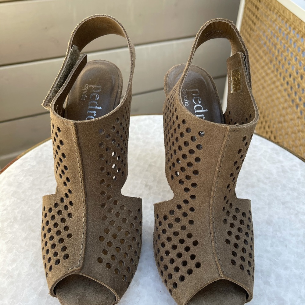 Pedro Garcia Heels